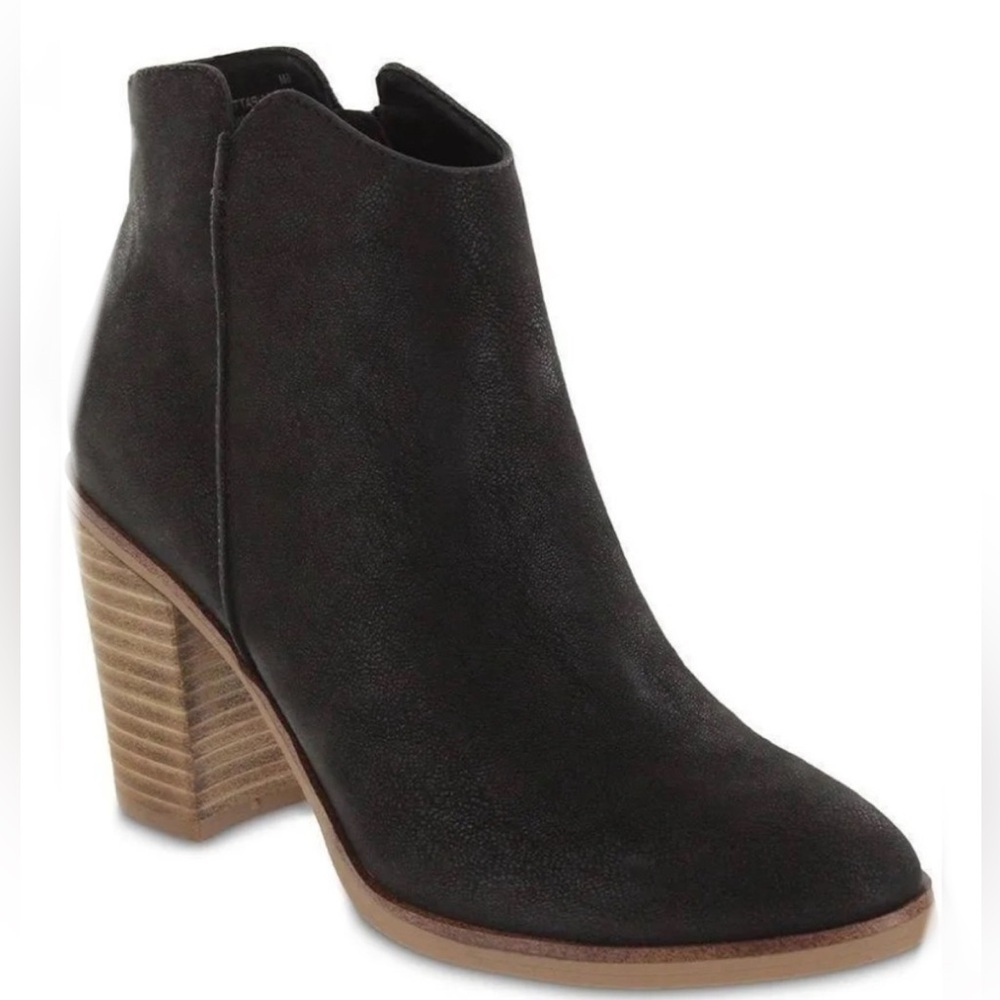 MIA Women's Patton Chocolate Ankle Stacked Heel Boots Bootie’s Shoes Size 9 NWT - Picture 9 of 9